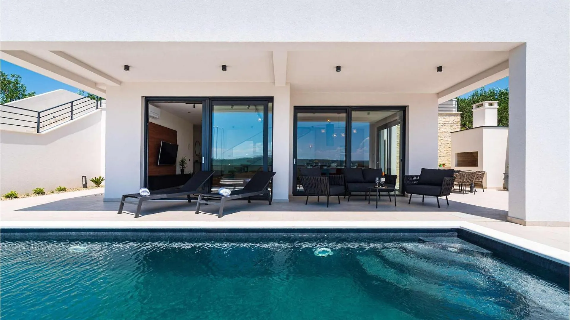 Villa S Posedarje