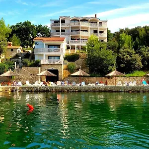 Hotel Lucija, Posedarje